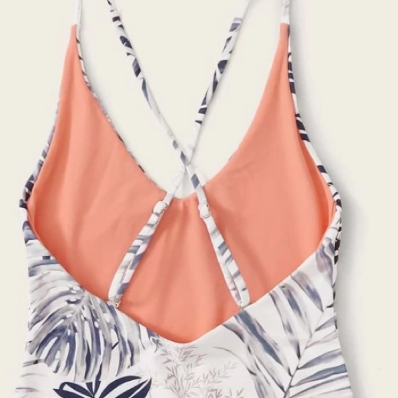 NWT• Palma One Piece (Hanakini Sample) - Picture 4 of 8